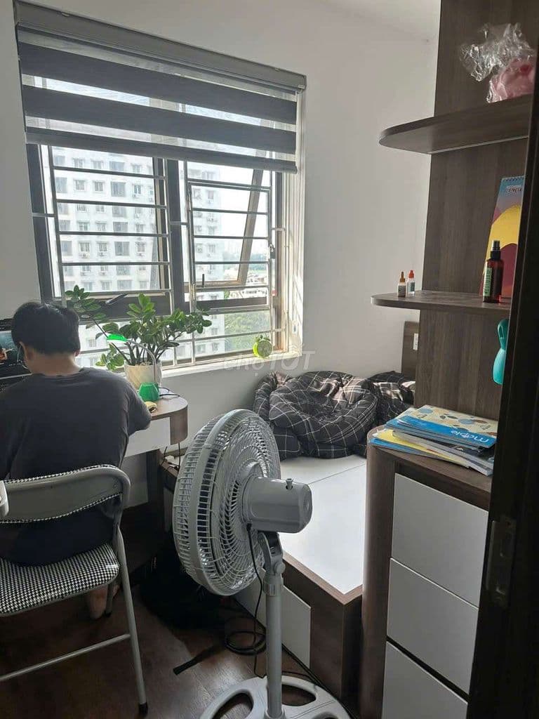 Bán Chung cư CT1A Phạm Văn Đồng Thành Phố Giao Lưu 73M sổ đỏ - Ảnh 2