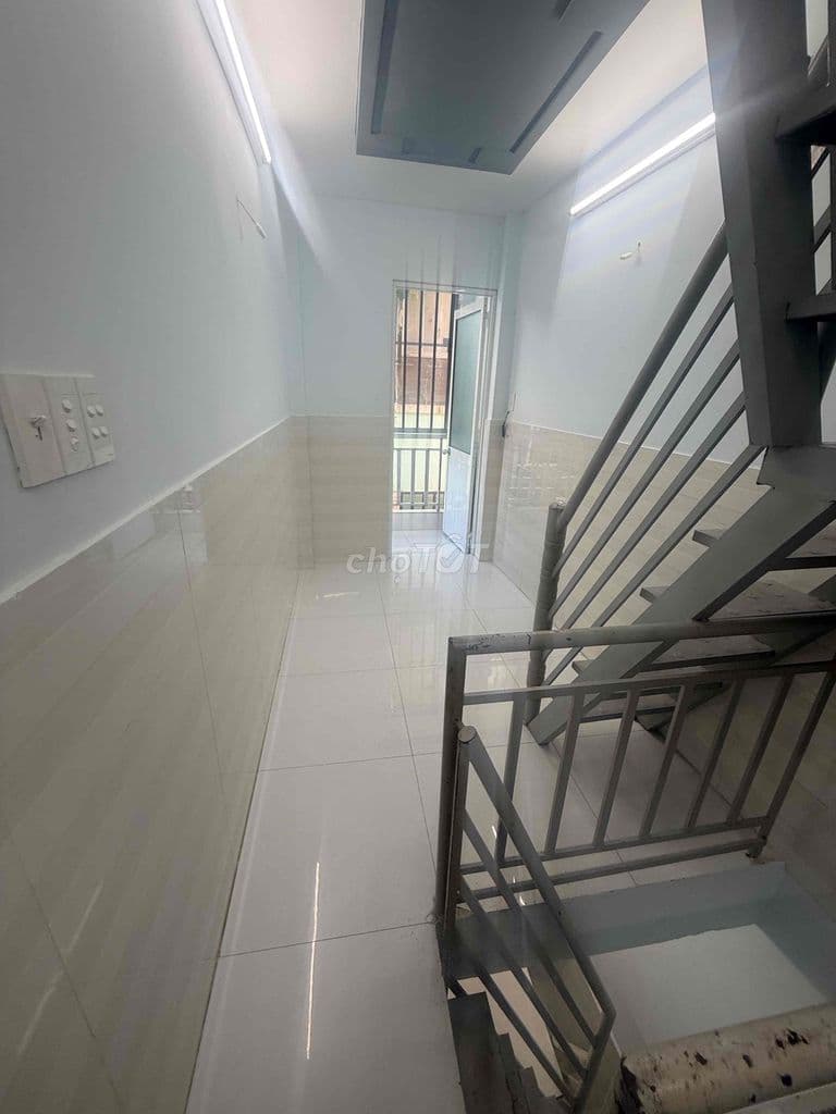 nhà 3 lầu gò vấp - Ảnh 2