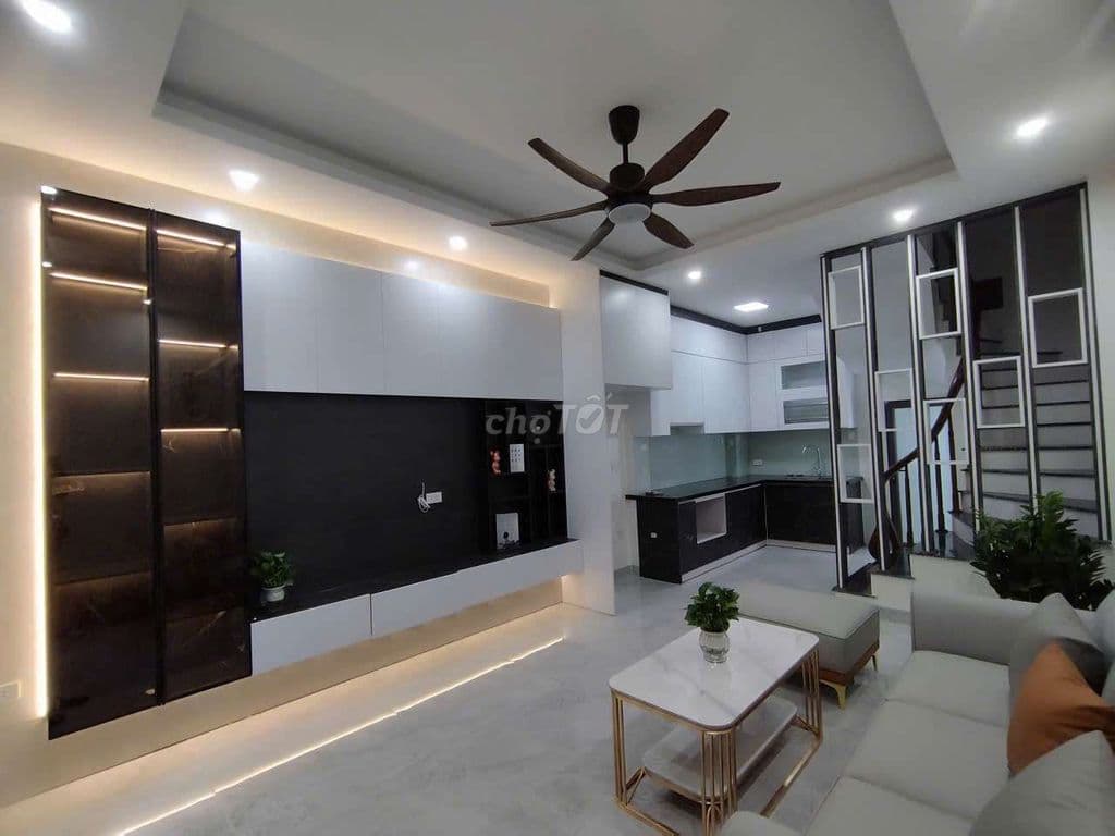 BÁN NHÀ NGUYỄN VĂN VIÊN, THỬA ĐẸP, FULL NỘI THẤT, 30Mx5T, MT4M, 8.3 TỶ - Ảnh 3