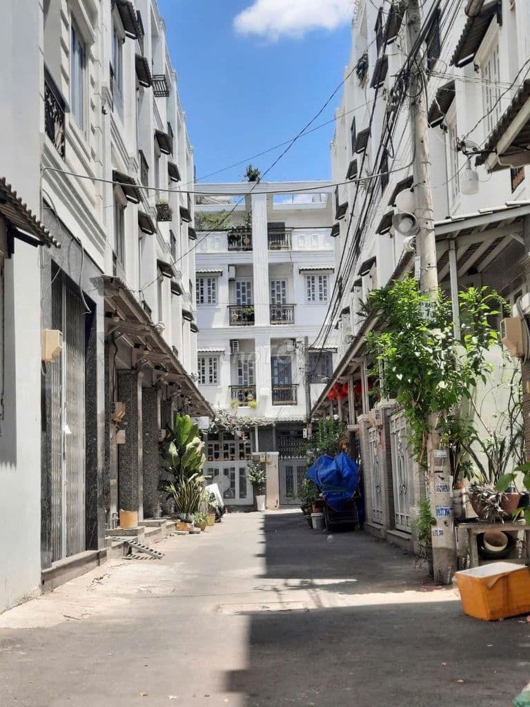 Chính chủ bán nhà sát MT, hxh Trương Đình Hội, P16 q8