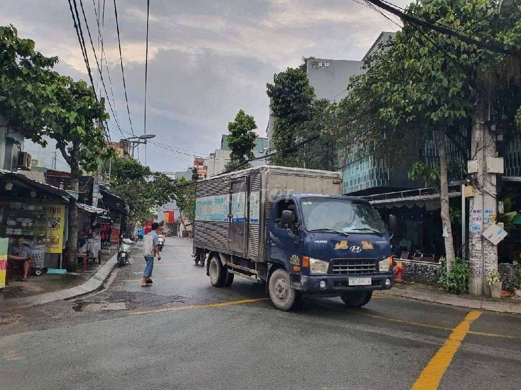 BÁN NHÀ 3 TẦNG DT 4 X27 HẺM XE HƠIĐƯỜNGHUỲNHTHỊHAI PHƯỜNGTÂNCHÁNHHIỆP