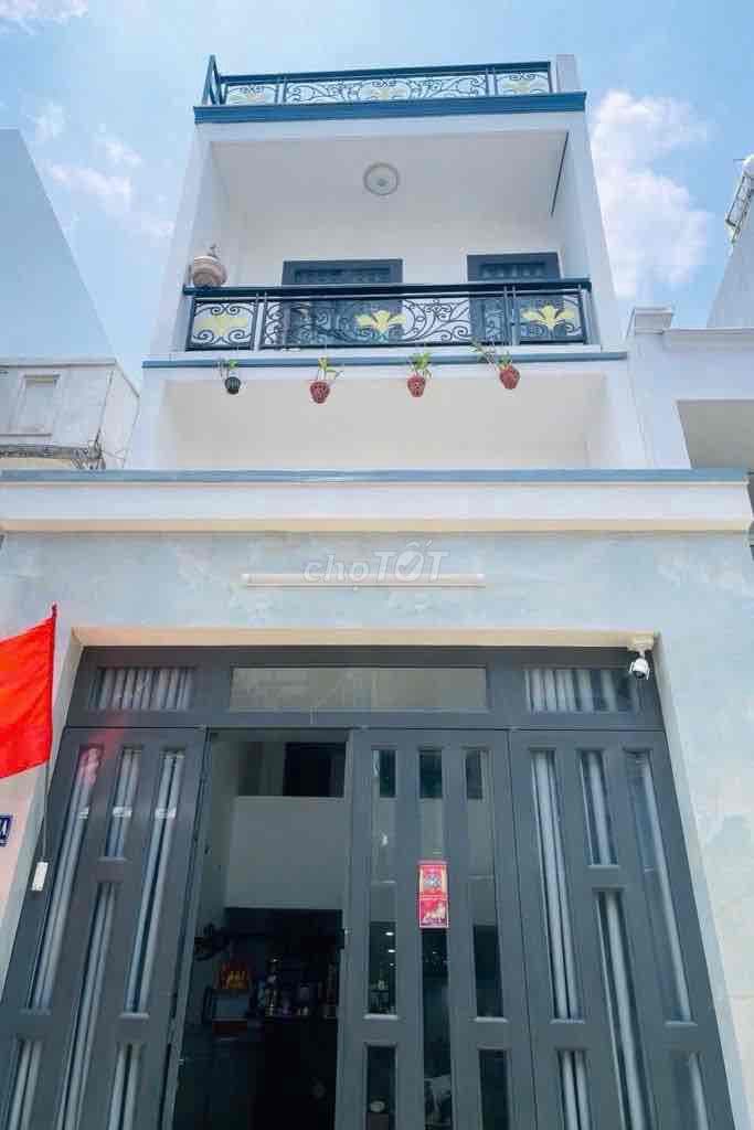 Mới đẹp 3 tầng 3pn, 48m2(4x12), hẻm xe hơi, Lê Đình Cẩn Bình Tân