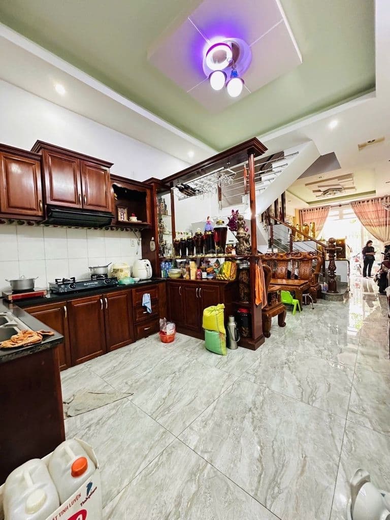 HXH VÀO NHÀ-Ở NGAY-70M2-4TẦNG-4 PN-GẦN QUANG TRUNG P8 GV-CHỈ 7TỶ3 TL - Ảnh 3