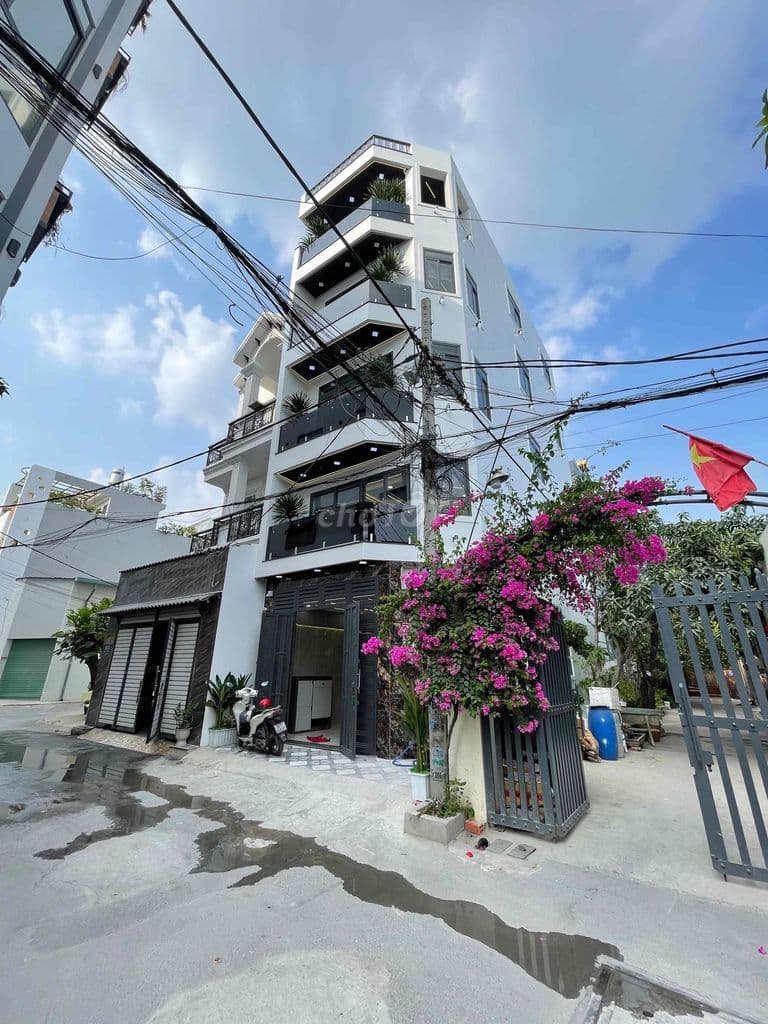 Siêu phẩm Nhà phố căn góc 2 mặt tiền hẻm Thạnh Xuân 25. Có thang máy