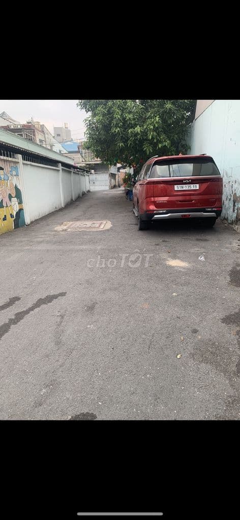 6ty250 168m full thổ ngang 10.5m gần chợ thủ đức.ngộp bank. Sát mt