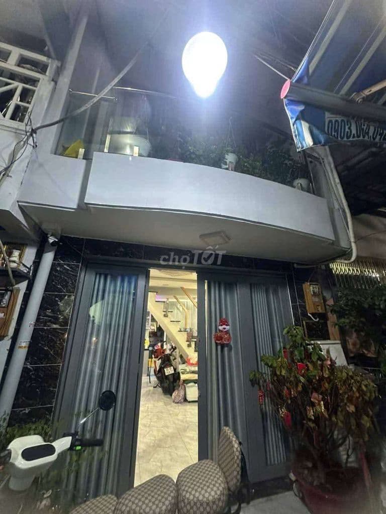 3,5 x 9 một trệt một lầu hai phòng ngủ nội thất đầy đủ