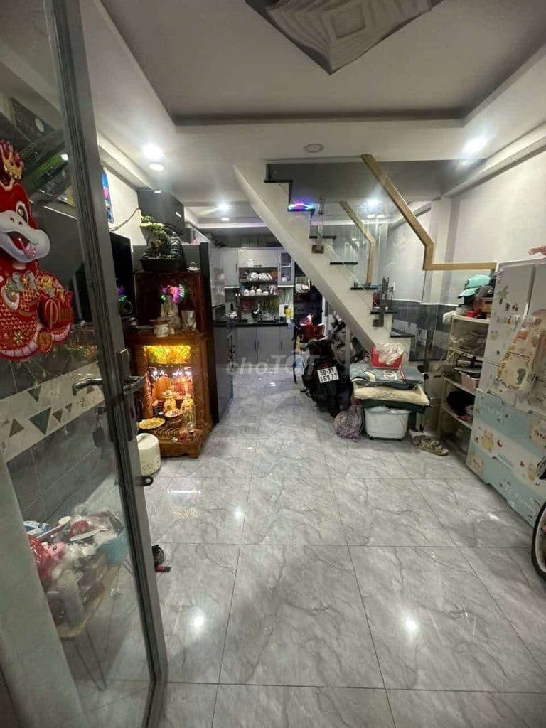3,5 x 9 một trệt một lầu hai phòng ngủ nội thất đầy đủ - Ảnh 3