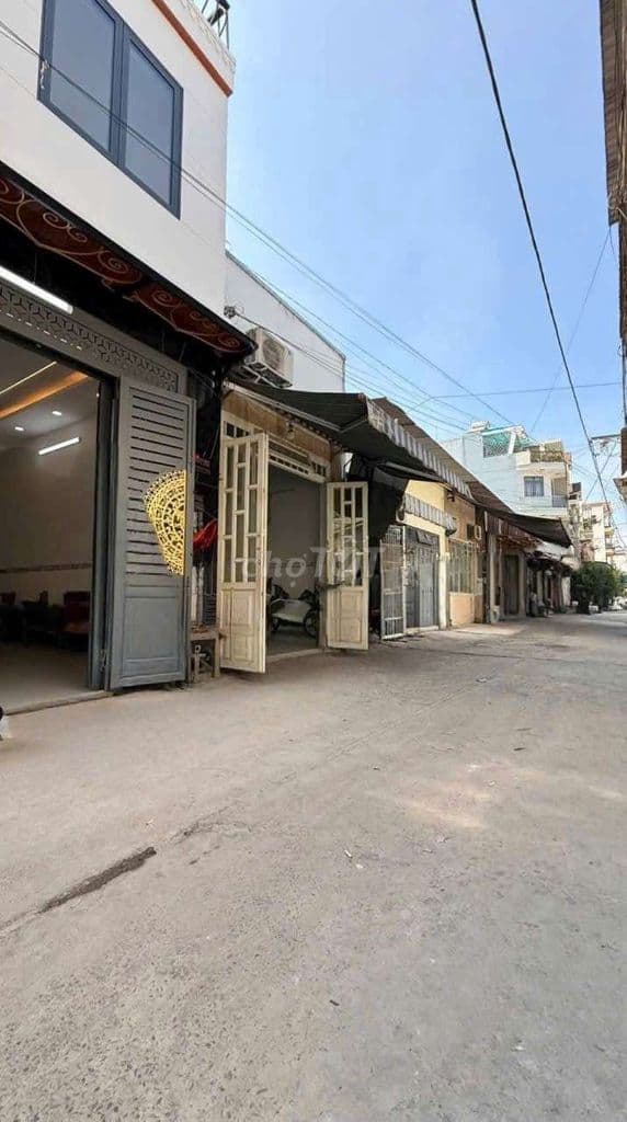 NGAY CHỢ GÒ XOÀI BÌNH TÂN ,DT 4X13M,GIÁ 4 TỶ NHỈNH, SỔ HỒNG RIÊNG, HXH - Ảnh 2