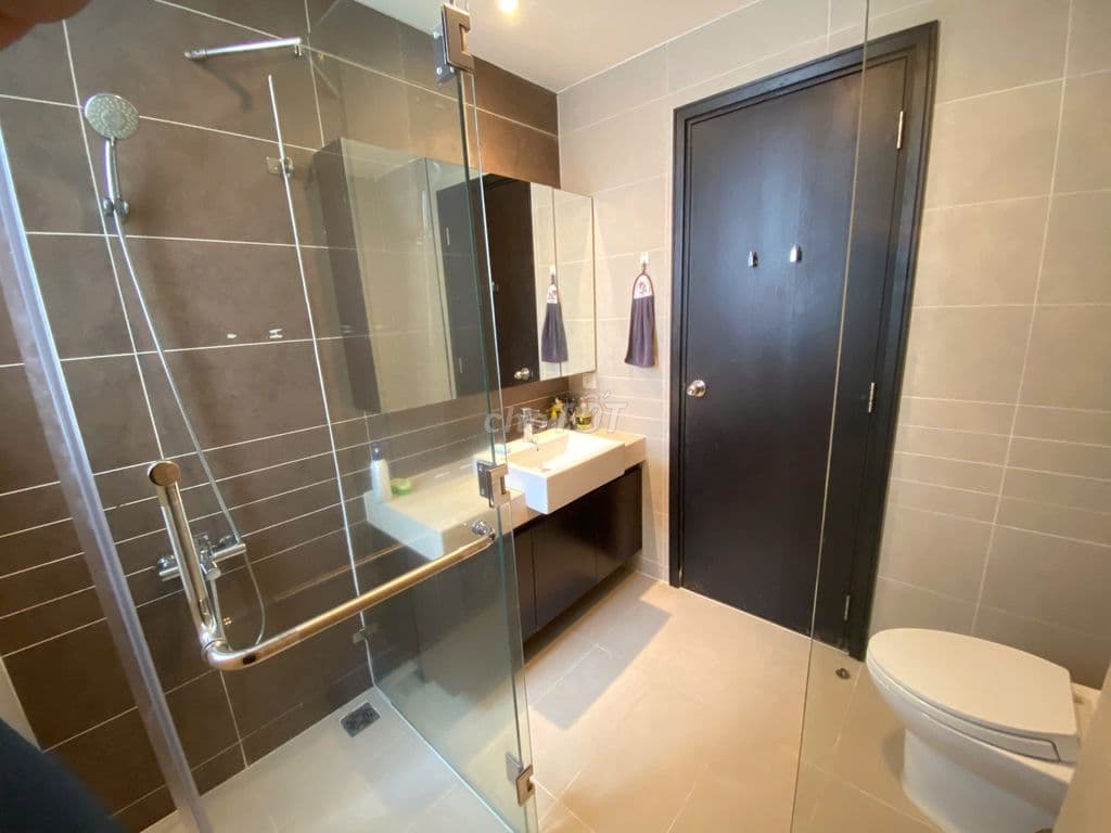 Bán gấp căn 3PN - đầy đủ nội thất tại Sunrise City, đã có sổ - Ảnh 3