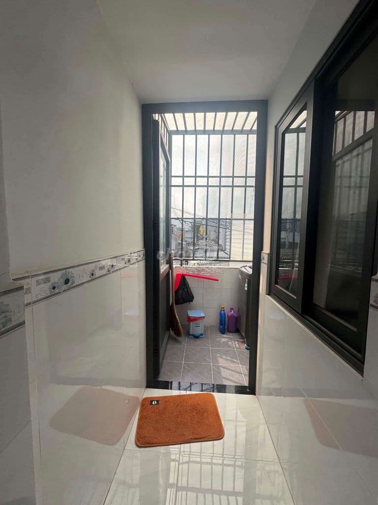 **Sập Giá 100 triệu*Có Ngay Nhà Hai Tầng Ngay Hiệp Bình Chánh Thủ Đức