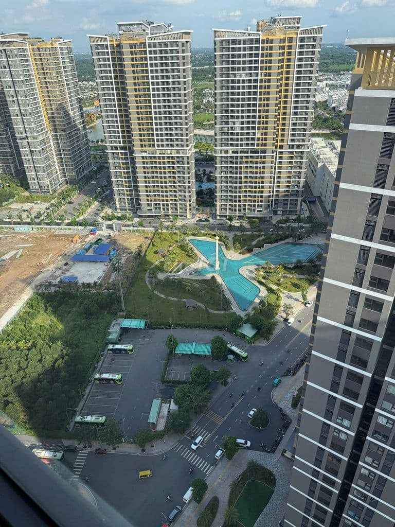 Bán căn hộ 2PN2WC Tòa BS7 Layout 67m2 Đông Nam