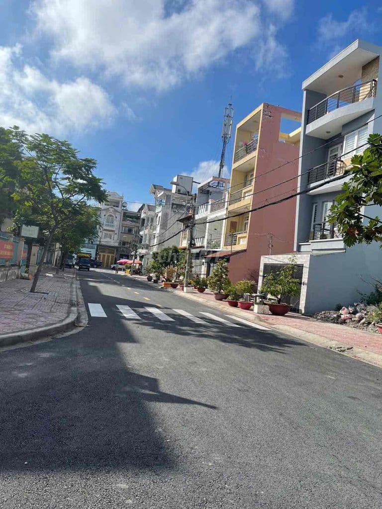 NHÀ BÁN KHU NAM NAM HÙNG VUONG AN LẠC QUẬN BÌNH TAN NGANG 4.5 x20 m . - Ảnh 3