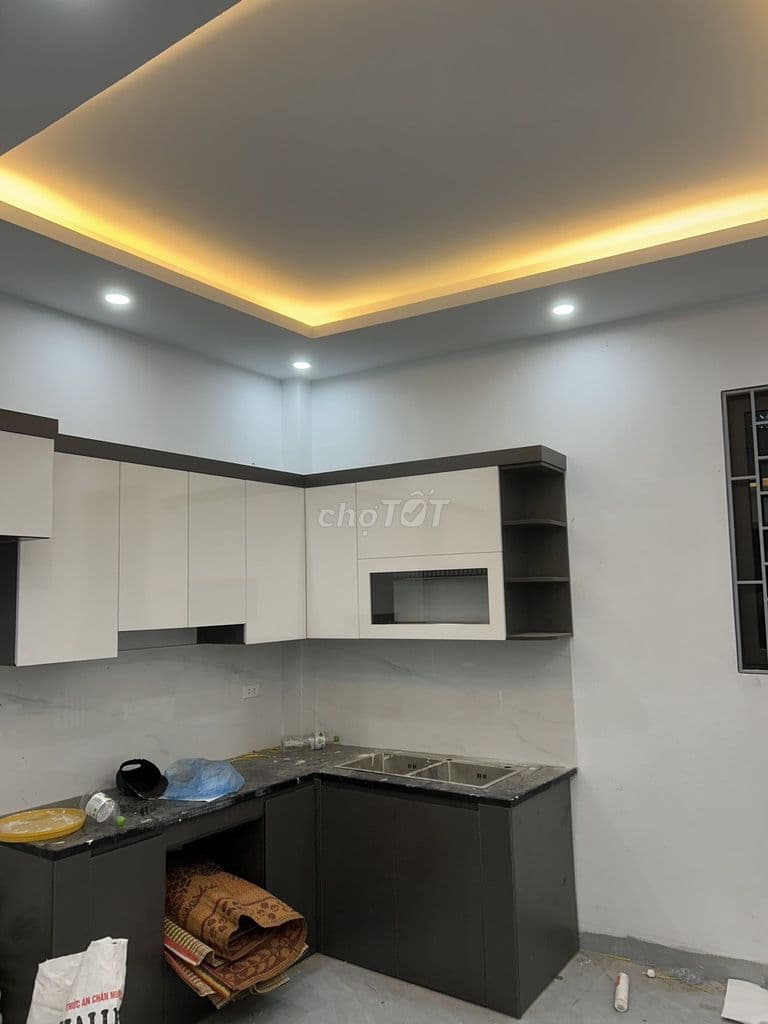 Căn nhà 5 tầng tại Yên Kiện Xã Ngọc Hồi cần bán giá 6.5 tỷ