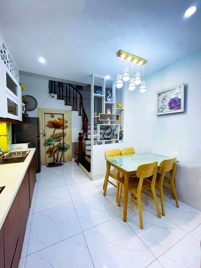 Bán nhà Cổ Nhuế, Bắc Từ Liêm, Nội thất đẹp, ô tô gần, 32m2 - 7 tỷ - Ảnh 2