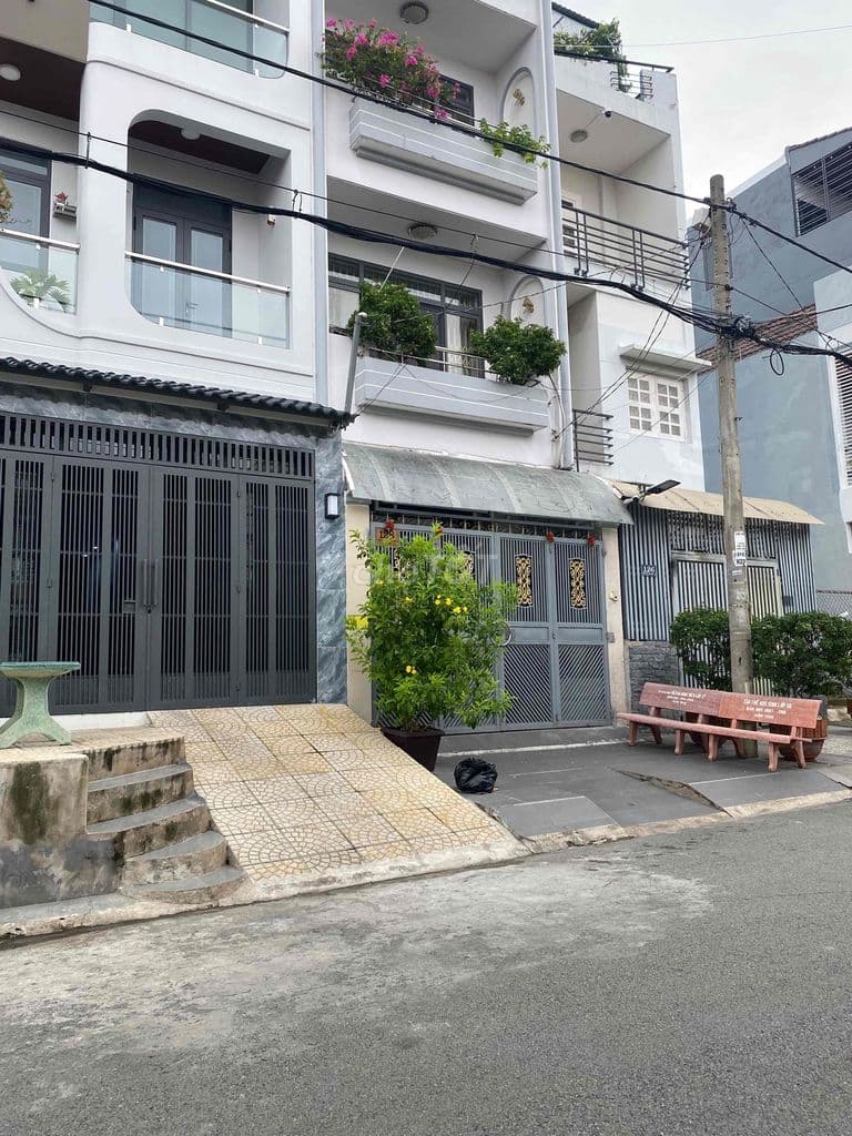 Bán nhà mới vào ở ngay, KDC Bình Hưng kế bến xe Q8