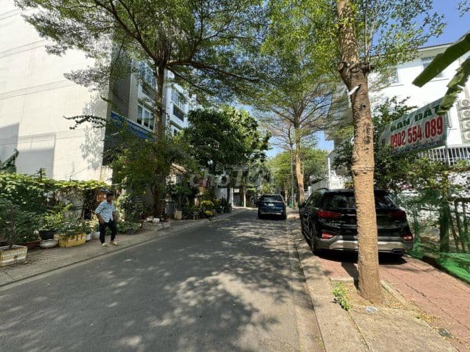 Nhà tôi chuyển nhà muốn bán lỗ miếng đất vuông vắn KDC Kim Sơn Quận 7