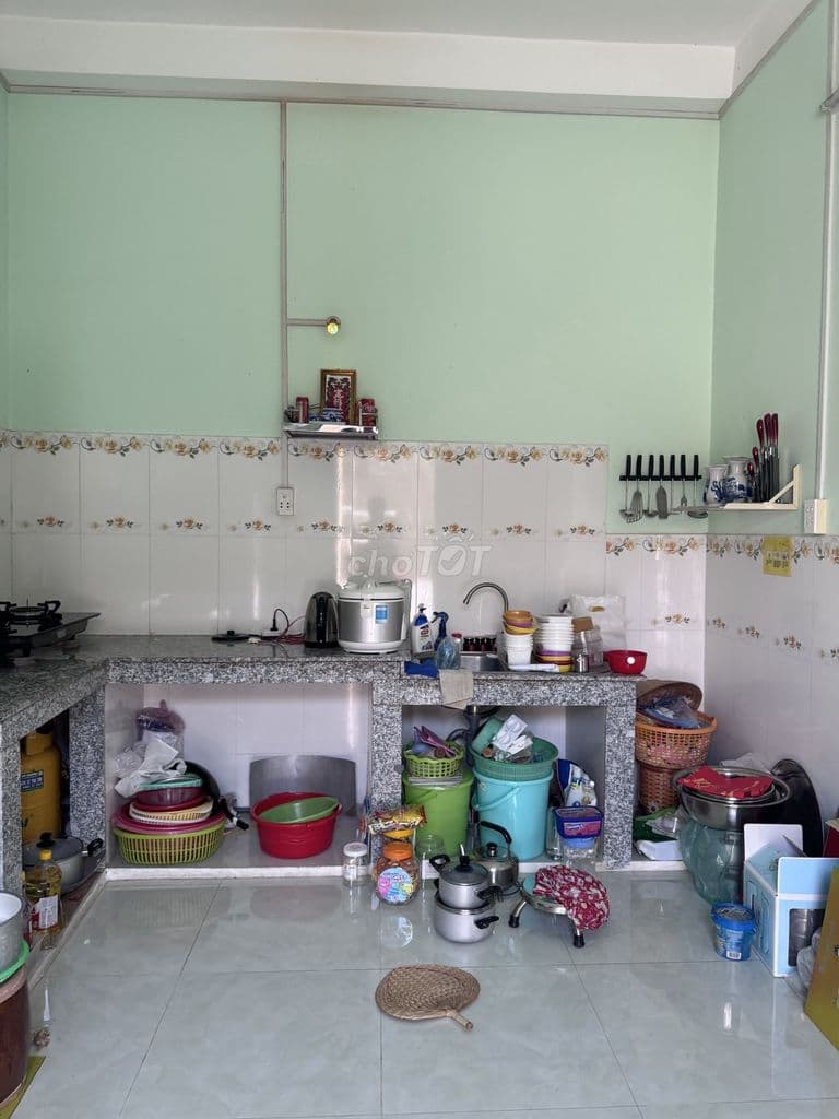 Nhà hẻm cấp 4 ngang 4m Phạm Hùng P 4 Quận 8. Nhà nở hậu hẻm thẳng - Ảnh 2