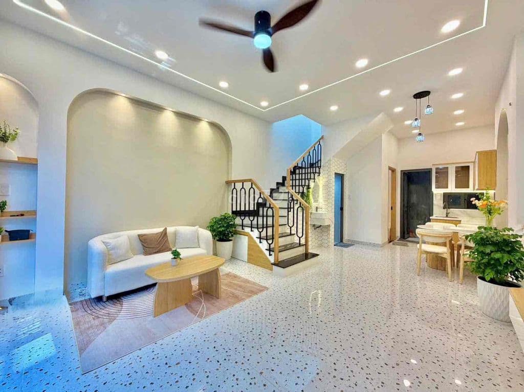 Chính chủ bán nhà Bùi Đình Tuý 3 tầng ngang 4.5m sát hẻm xe hơi - Ảnh 3