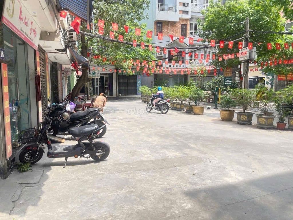 NHÀVIP THANH XUÂN GIÁ TỐT 30M RA PHỐ NGÕ RỘNG NHÀ 48M 4 TẦNG CHẮC CHẮN