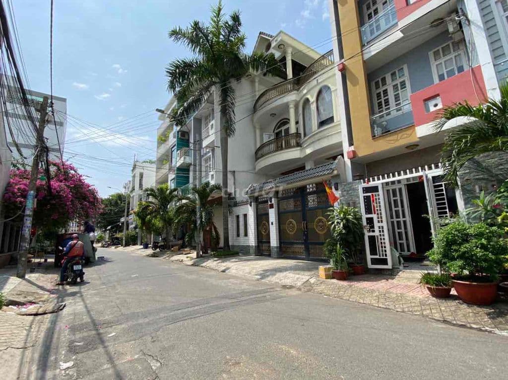 Đường nội bộ 10m Tân Hương 4x17.5m 1 lầu 9.5 tỷ