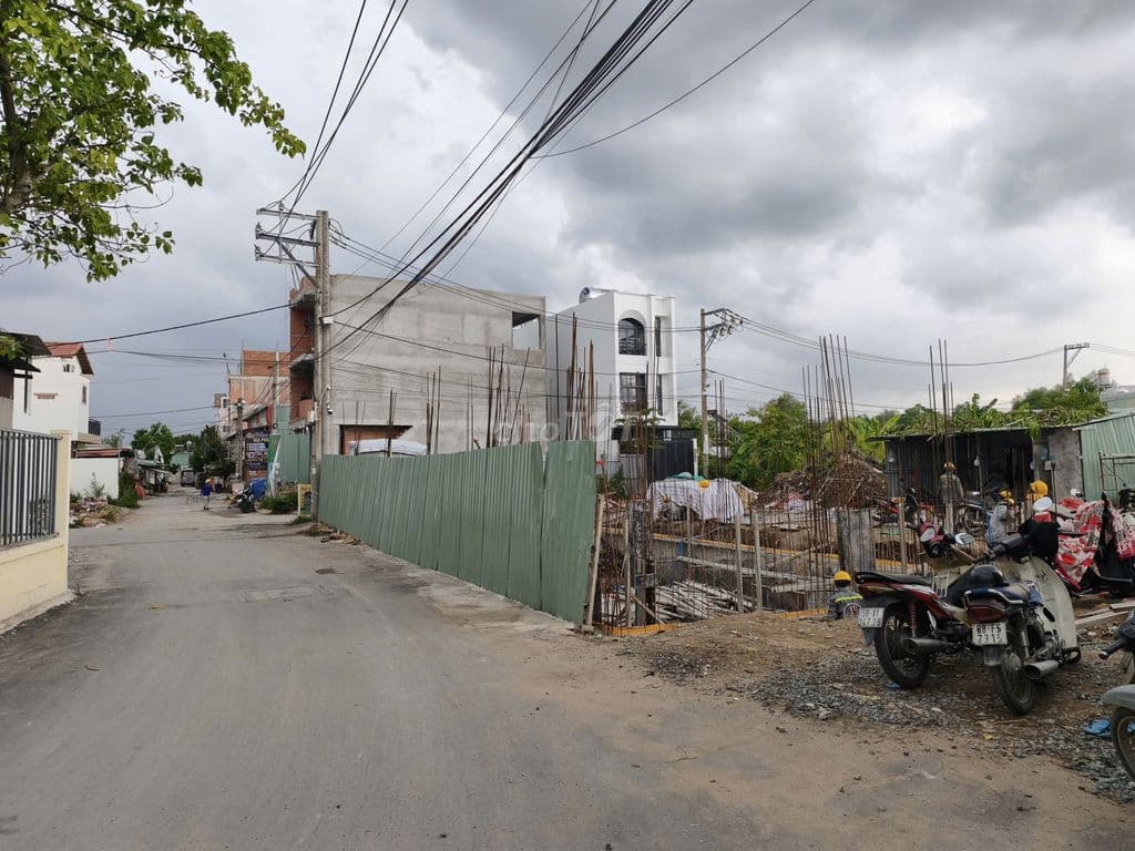 LÔ ĐẤT BƯNG ÔNG THOÀN SÁT ĐẠI HỌC HUTECH Q9,DT: 7,3 X 13 GIÁ 5TY600 - Ảnh 3