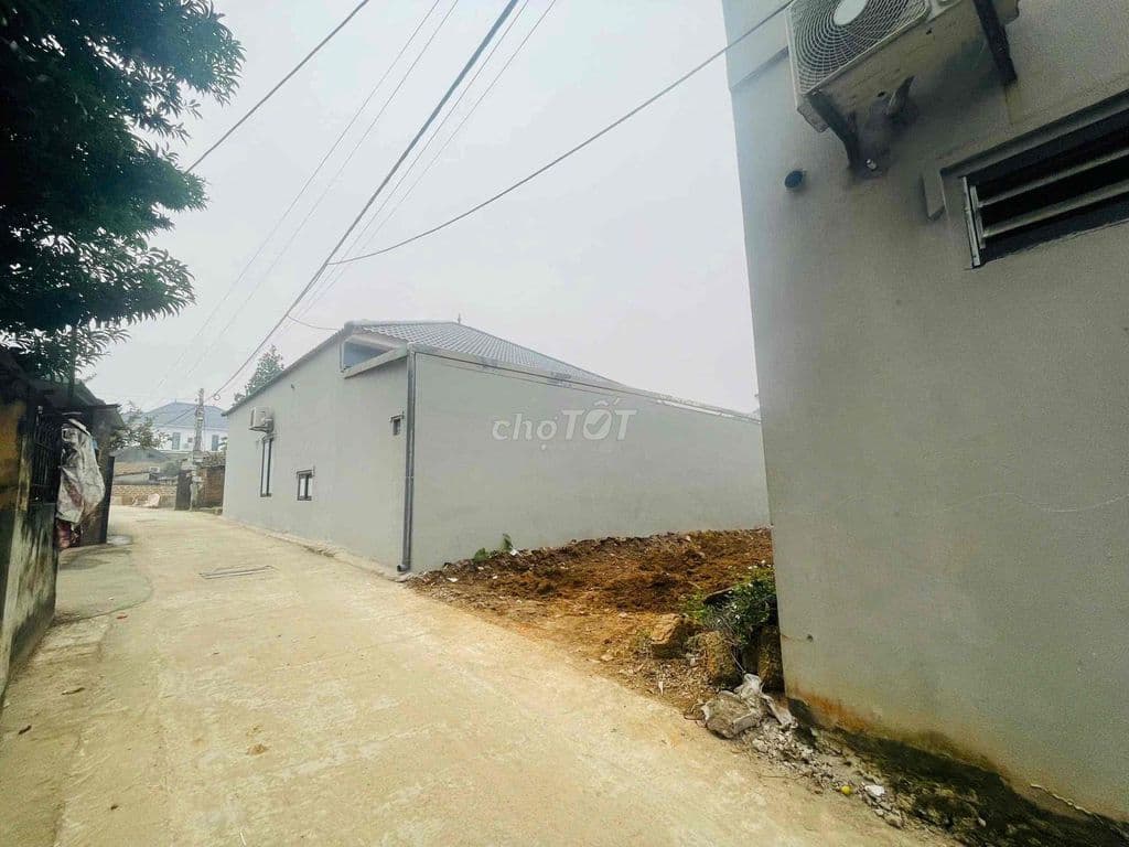 62m2 bình yên cần bán gấp kinh doanh buôn bán được luôn - Ảnh 2