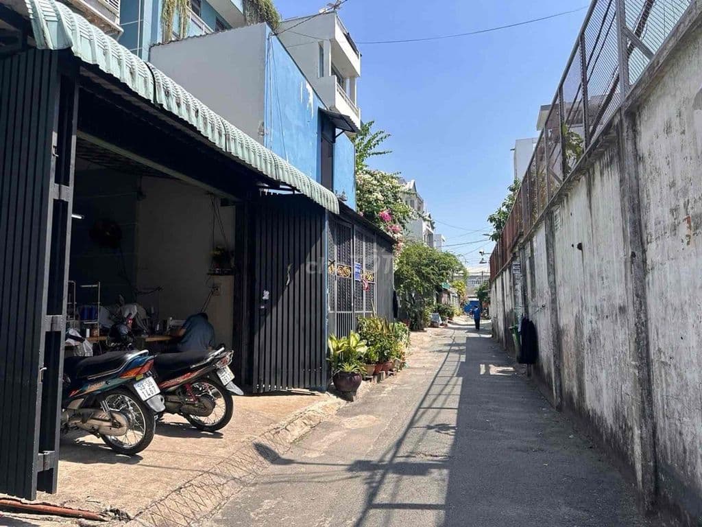HẺM 4M – GIÁ 6 TỶ (6❌ 20m) SÁT MẶT TIỀN PHAN VĂN HỚN -Q12 🏠 - Ảnh 3