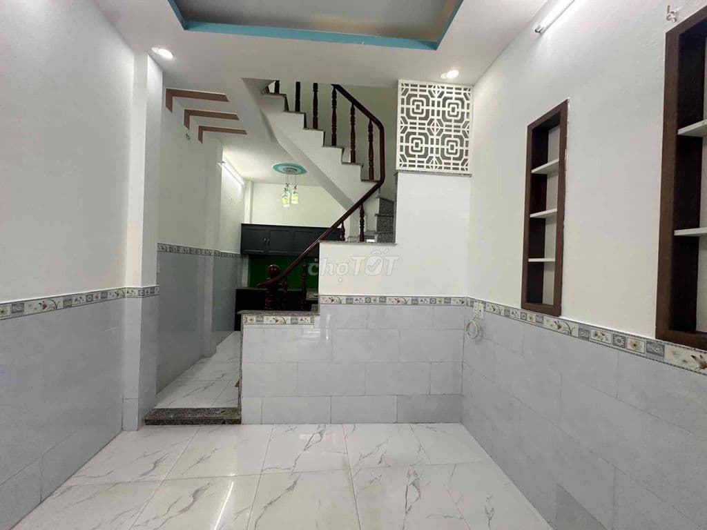 NHÀ ĐẸP Q12 DỌN VÔ Ở NGAY HẺM OTO GIÁ 1 .75 Tỷ Siêu Hờn