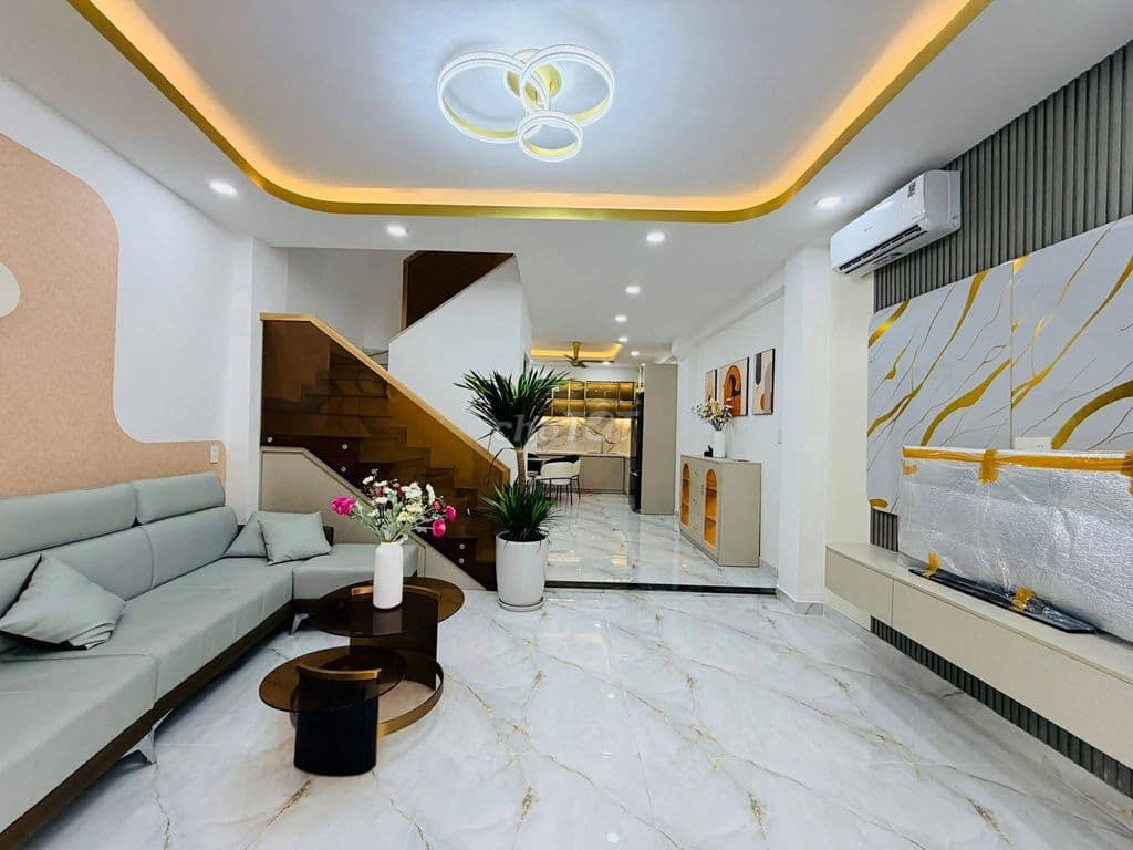 Xoay vốn Bán Căn : Trần Minh Quyên p10 Q10 49,5m2 1T1L Giá:1,86 Tỷ SHR