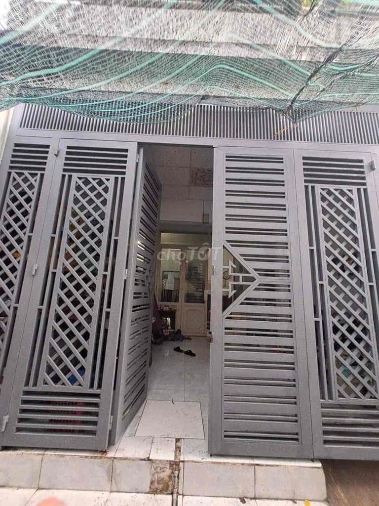 NHÀ SHR GIÁ *** THỊ TRƯỜNG LÊ VĂN KHƯƠNG NGAY CHỢ