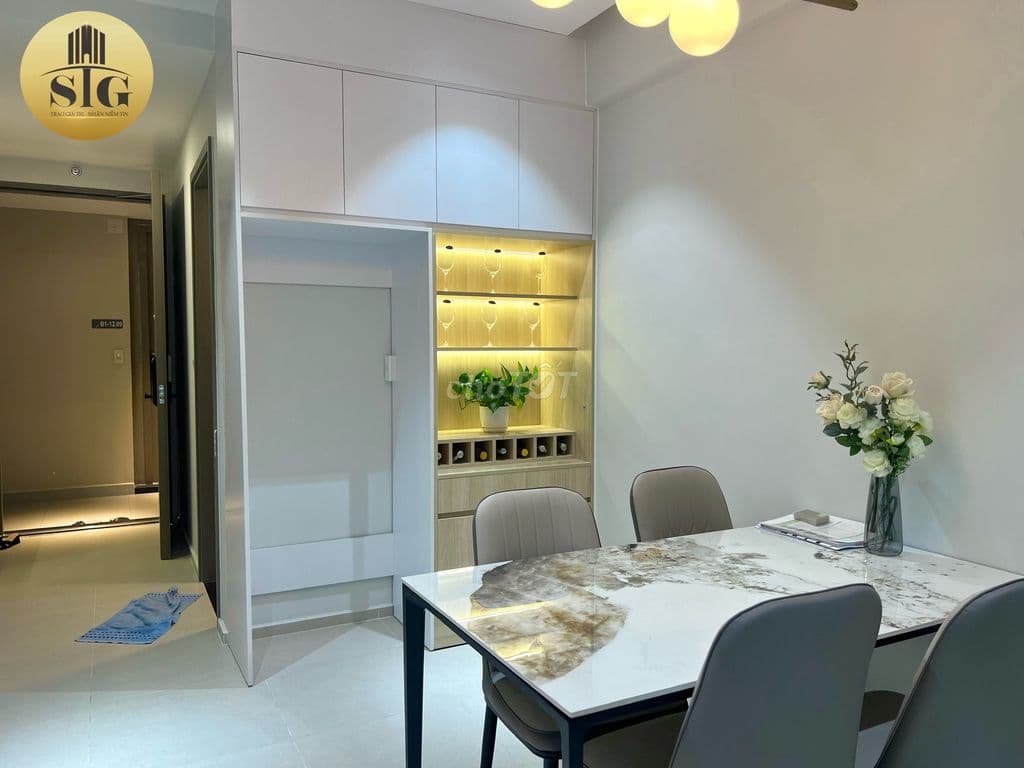 Chuyển nhượng căn hộ 2PN-2WC, đã có sổ hồng, bàn giao đầy đủ nội thất. - Ảnh 2