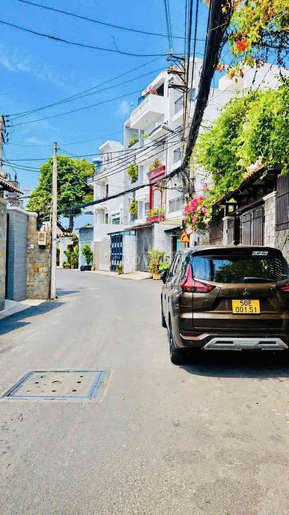 hẻm xe hơi tránh Lữ Gia Q.11 giáp Q 10, 4.1x14m, 5 Tầng tiện ở gđinh