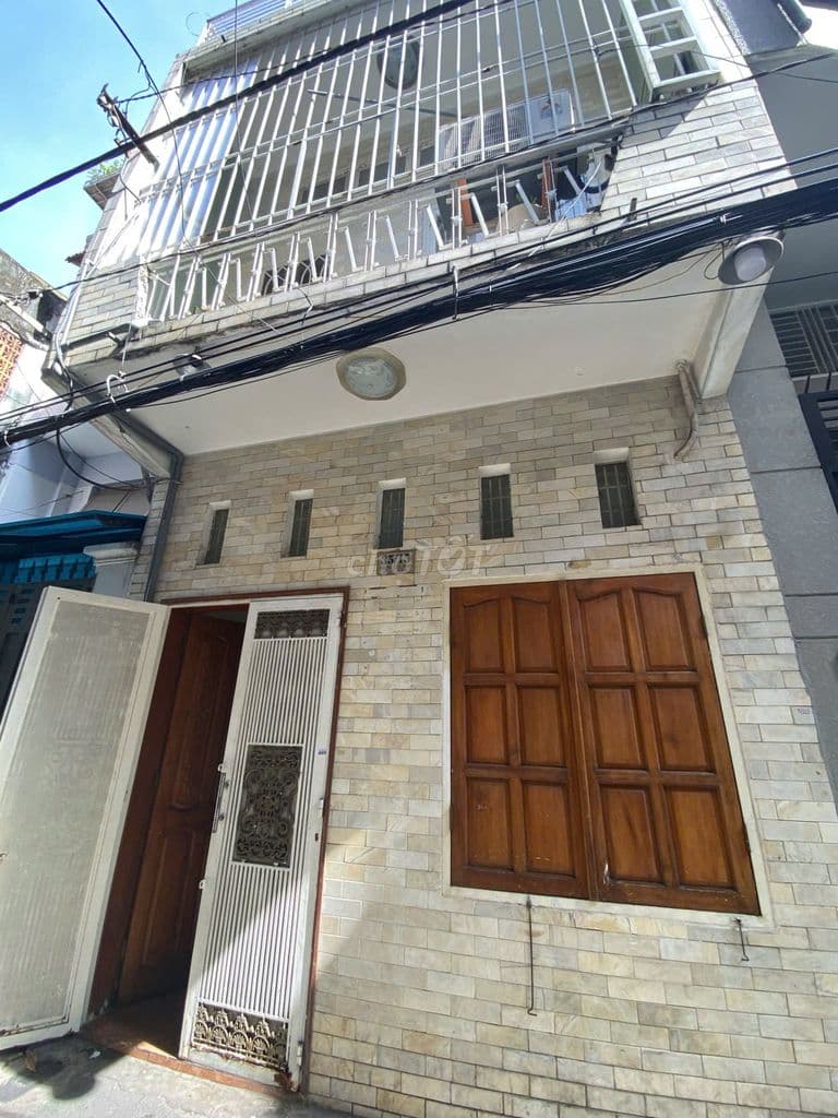 Nhà 2tầng ngang 4.8m hẻm 3m, ngay chợ Tân Định trung tâm SG Giảm 300tr - Ảnh 3