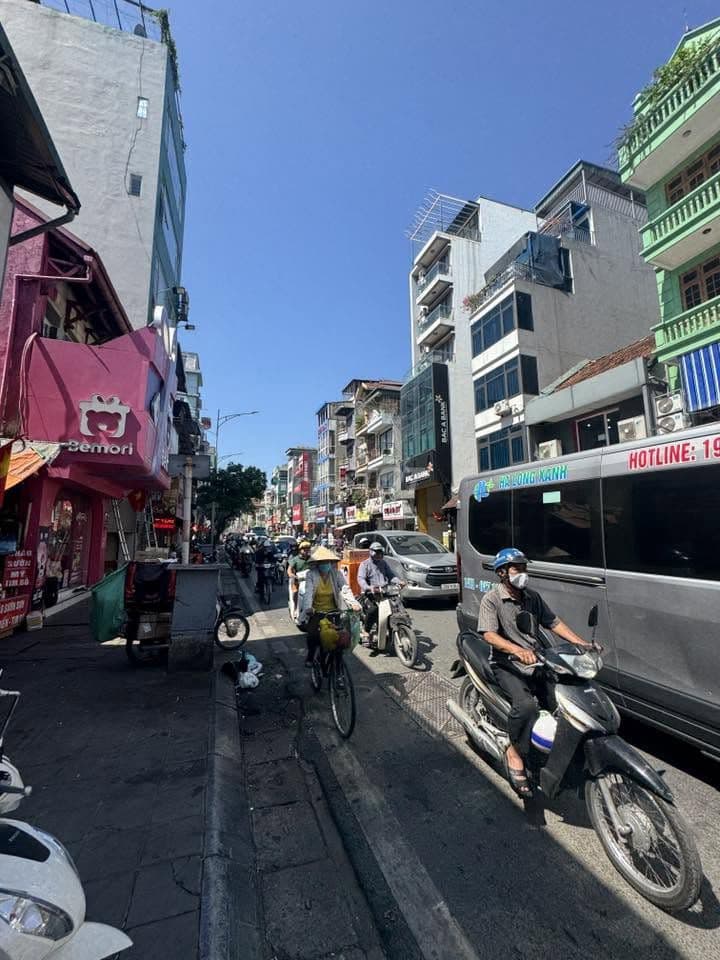 BẠCH MAI - DÂN XÂY - 1 NHÀ RA PHỐ - DÂN XÂY CHẮC CHẮN KIÊN CỐ