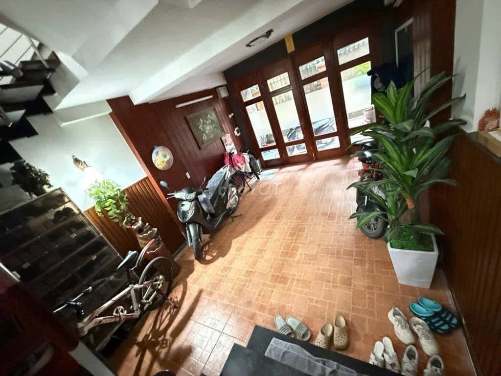 bán nhà 4 tầng Hoàng Quốc Việt 23.3 tỷ - Ảnh 2
