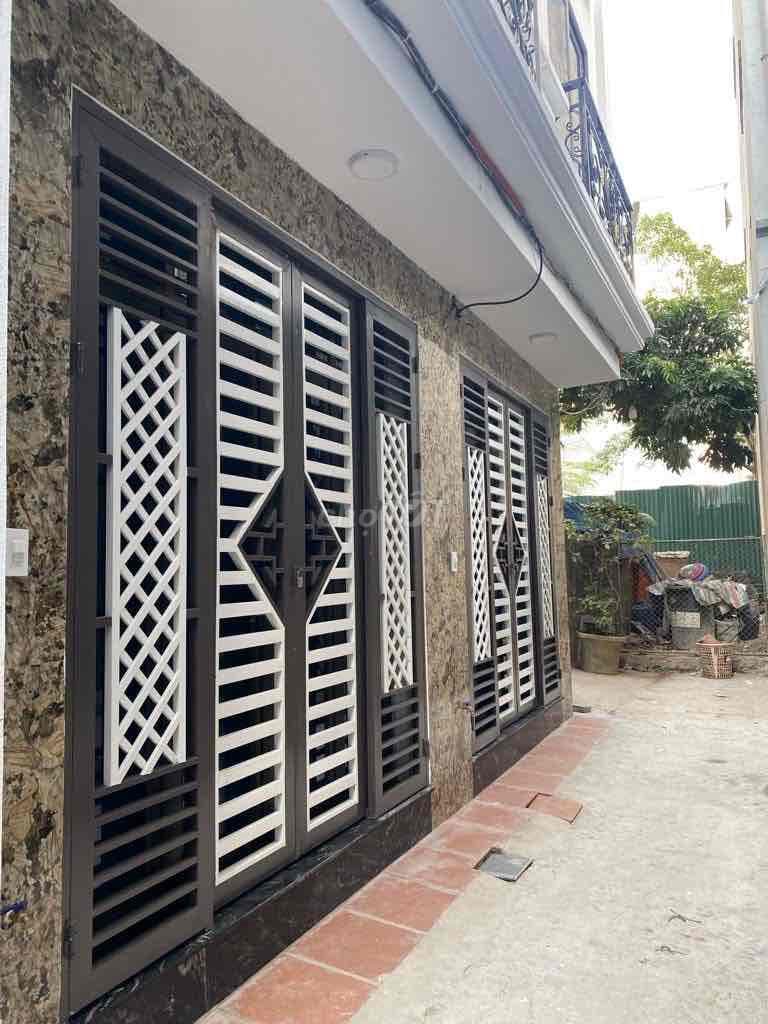 Bán nhà Tây Mỗ 40m2 x 5 tầng giá 6,5 tỷ ngõ nông giá đẹp nhất khu