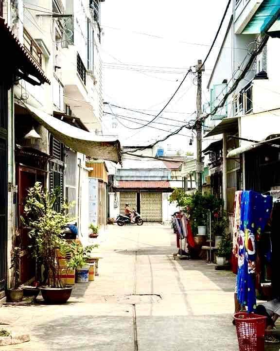 Hxh 6m – ô tô trong nhà – 4pn – giá tốt