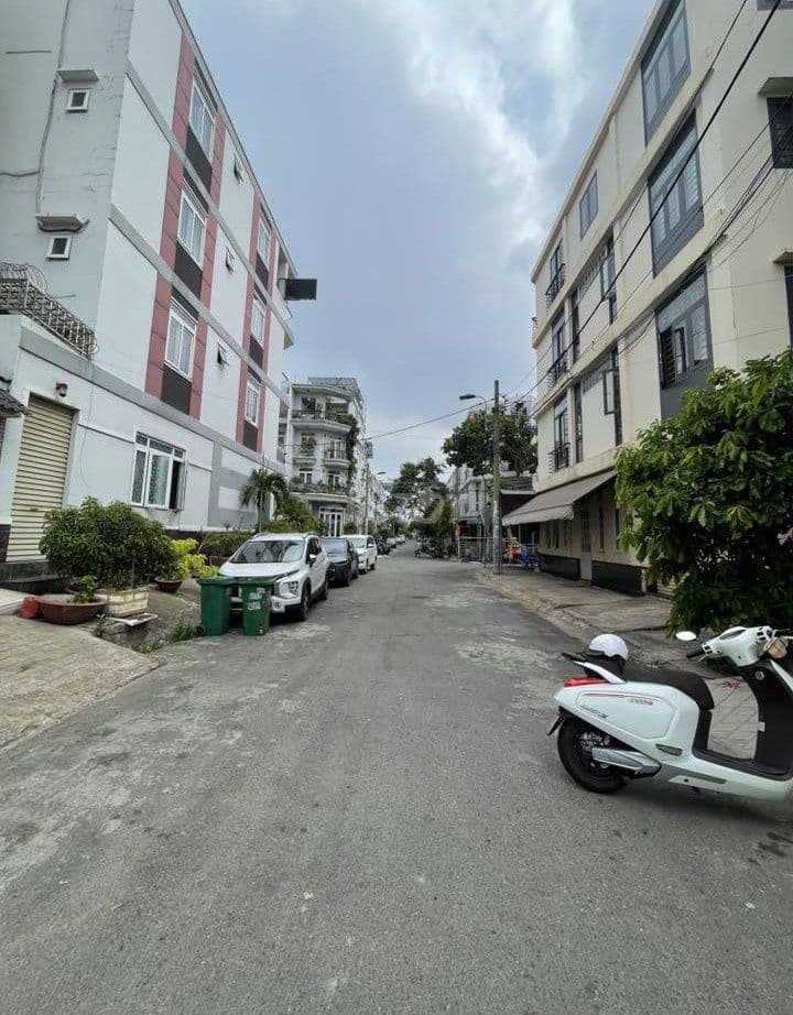 Nhà MT đường số 25, khu Bình Phú P10 Q6 (4.5x20m) 3.5 tấm, giá 12.3 tỷ