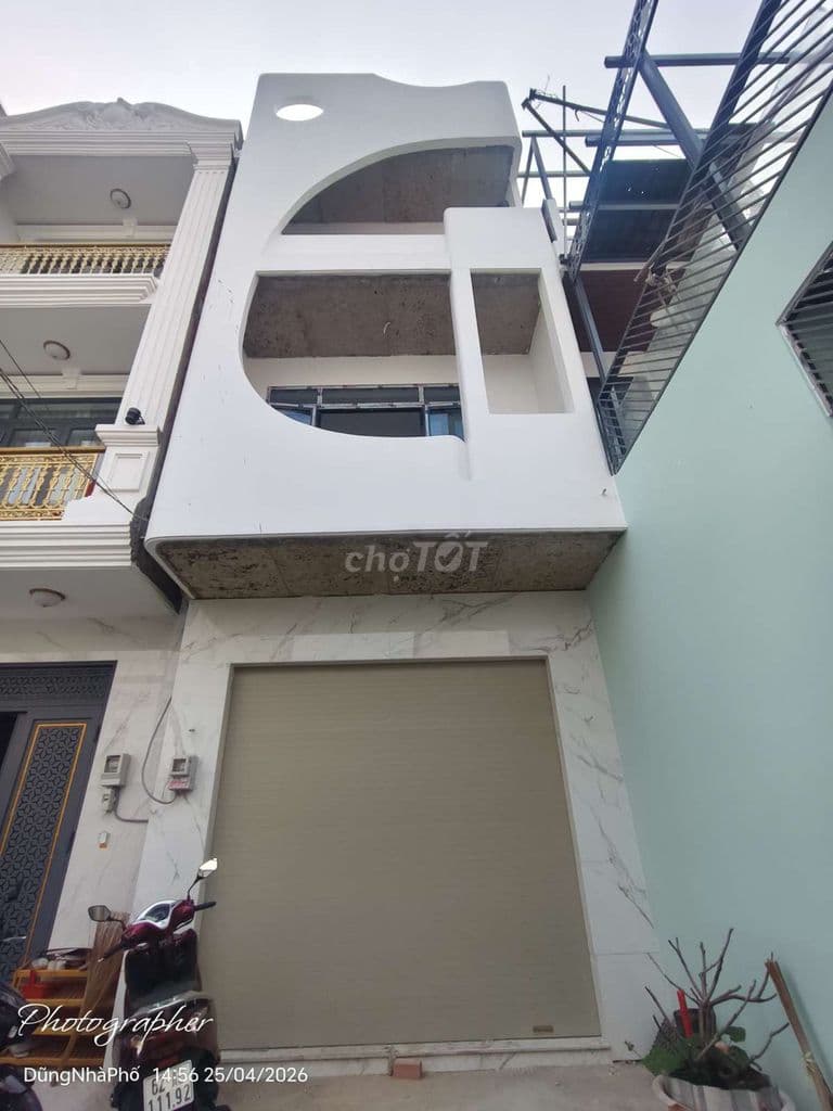 NHÀ MỚI 3 TẦNG, 4X26, HXH 8M, NHỈNH 6 TỶ. KHU PHÂN LÔ-DÂN TRÍ ĐỒNG BỘ - Ảnh 3