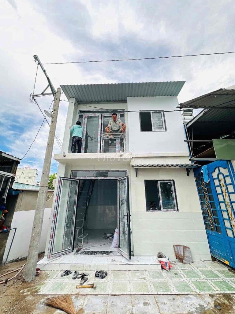 Có Căn nhà cần bán giá rẻ đối diện bệnh viện đa khoa Thủ Đức