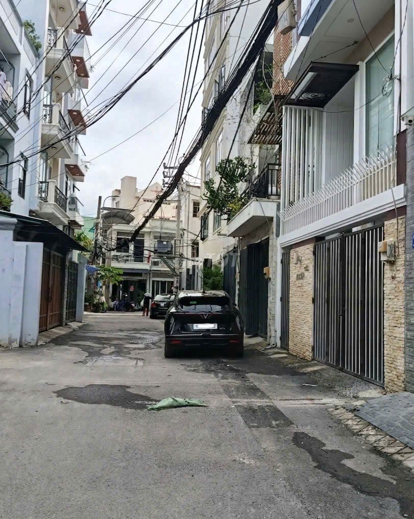 GIẢM SÂU 40,6m²x3T -HẺM 2 XE HƠI - Nhỉnh 6 Tỷ ra đg Hoa Sứ - Phú Nhuận