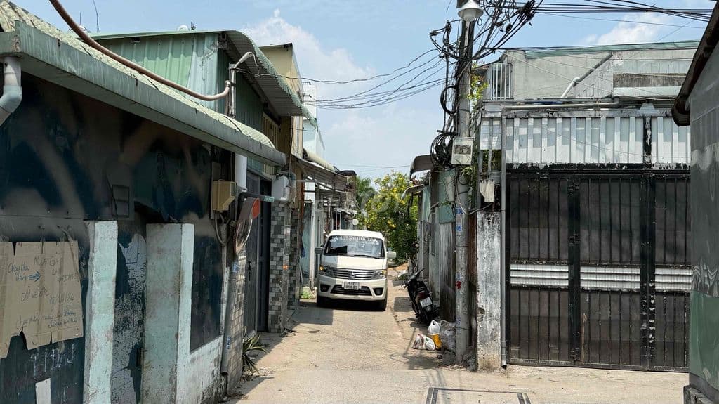 BÁN NHÀ CẤP 4 — HẺM 189 ĐÌNH PHONG PHÚ 5.2 TỶ/83M2