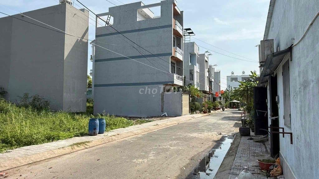 Nền Góc 2 MT Hẻm 87 - Đường Số 8 - 5.2 Tỷ/97M2 - Ảnh 2