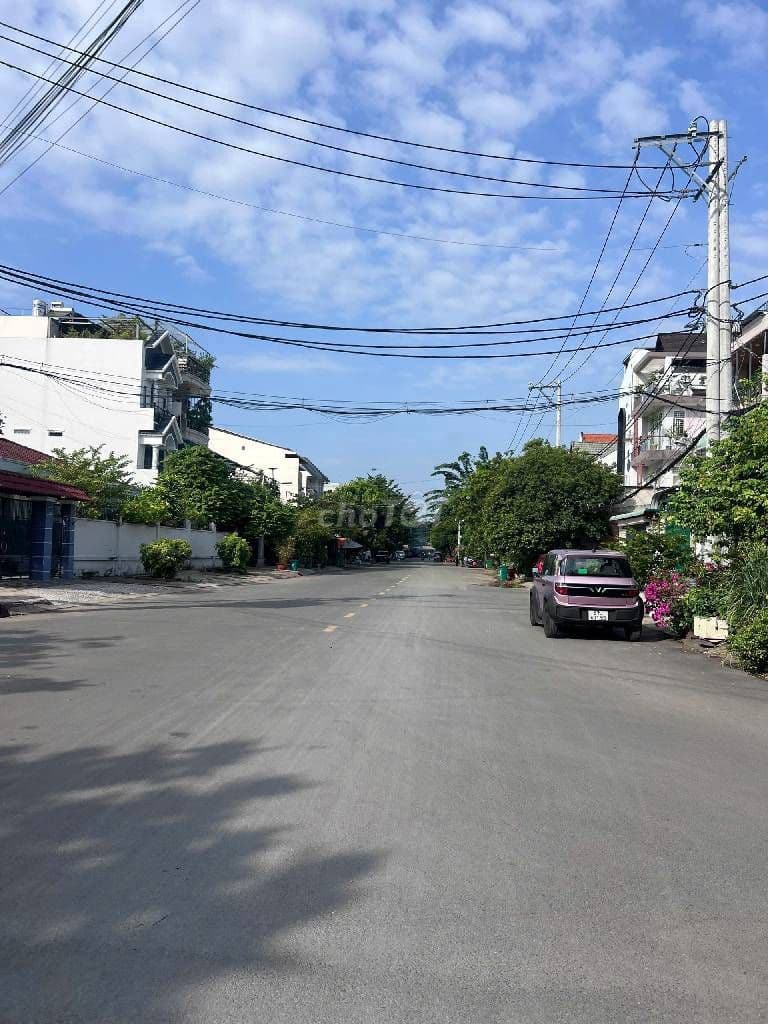 10.4 tỷ 4 tầng đường 27 khu vip bờ sông hiệp bình chánh - Ảnh 2