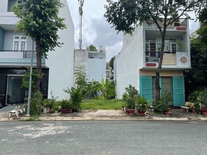 Còn 3 Nền Giá tốt trong KDC cách Tạ Quang Bửu 500m Xây Tự Do - SHR - Ảnh 2