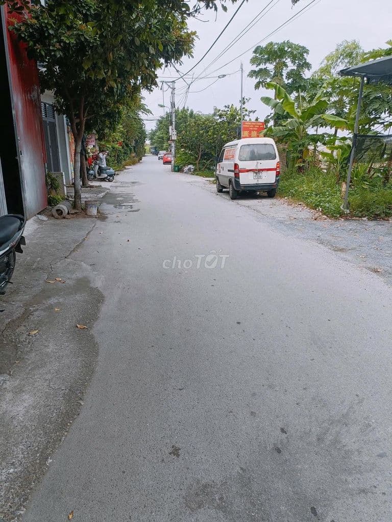 C CHỦ BÁN 100m2. ĐÃ CHIA 3 SỔ TỔ 13 YÊN NGHĨA HÀ ĐÔNG HN