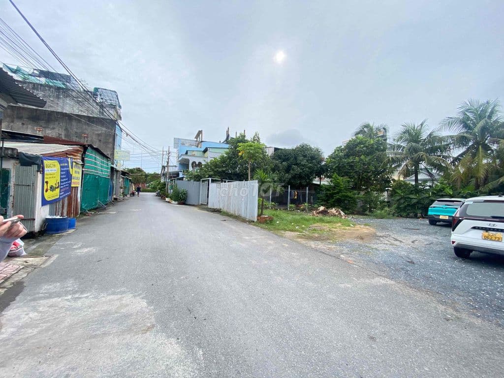 Bán đất thổ cư 346m2 xát QL1A Tân Kiên Bình Chánh