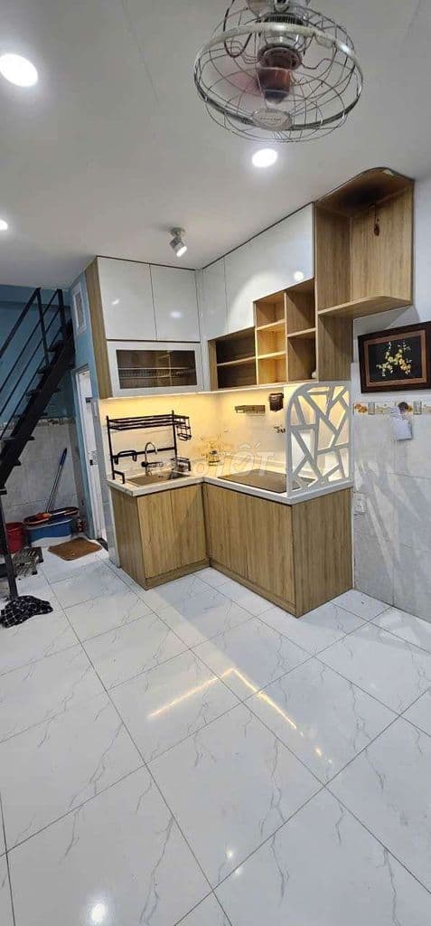 Bán nhà Quận 11 HXH Lạc Long Quân 2 PN chỉ 2,99 tỷ TL - Ảnh 2