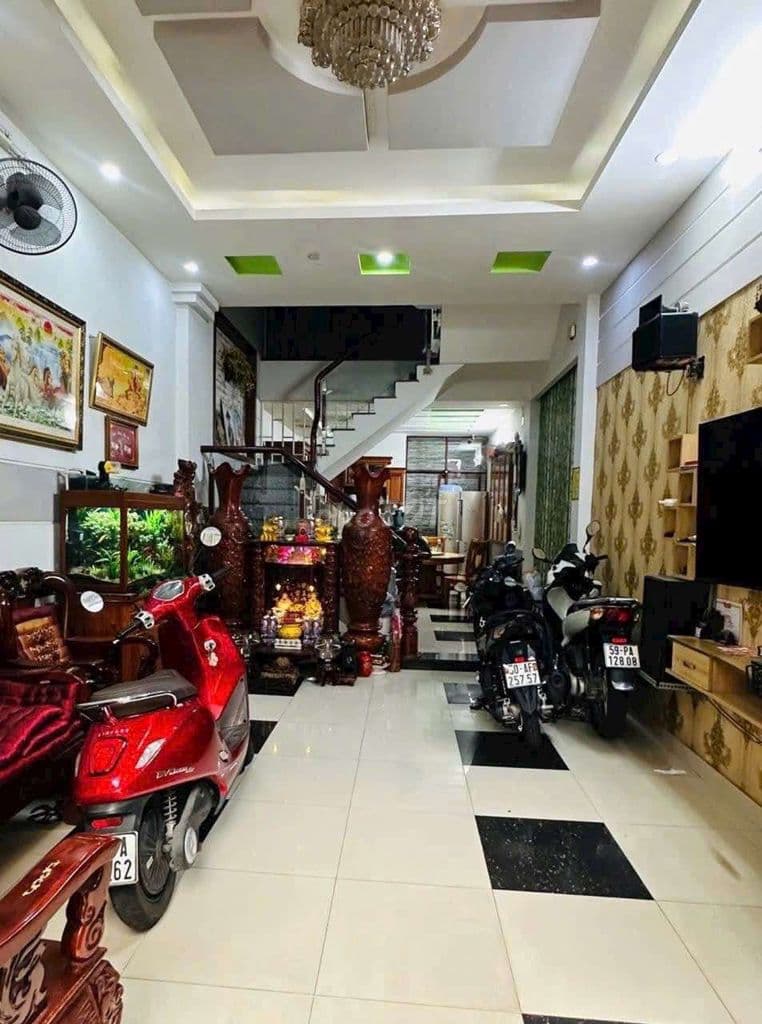 HOÀNG BẬT ĐẠT P15 TÂN BÌNH 60M2 - HẺM 5M - 4 TẦNG BTCT NHỈNH 7 TỶ - Ảnh 3