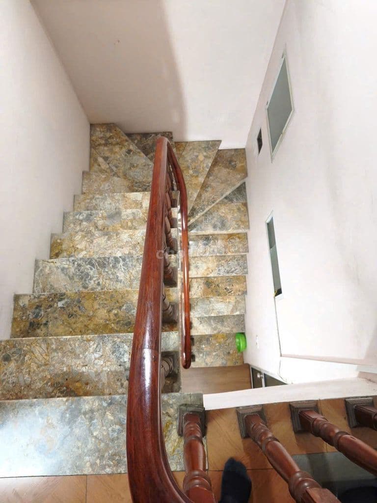 Nhà ở ngay !!! 40m2 x 3.6MT x 6T - Ngõ nông , Gần hồ - tiện ích nhiều - Ảnh 3